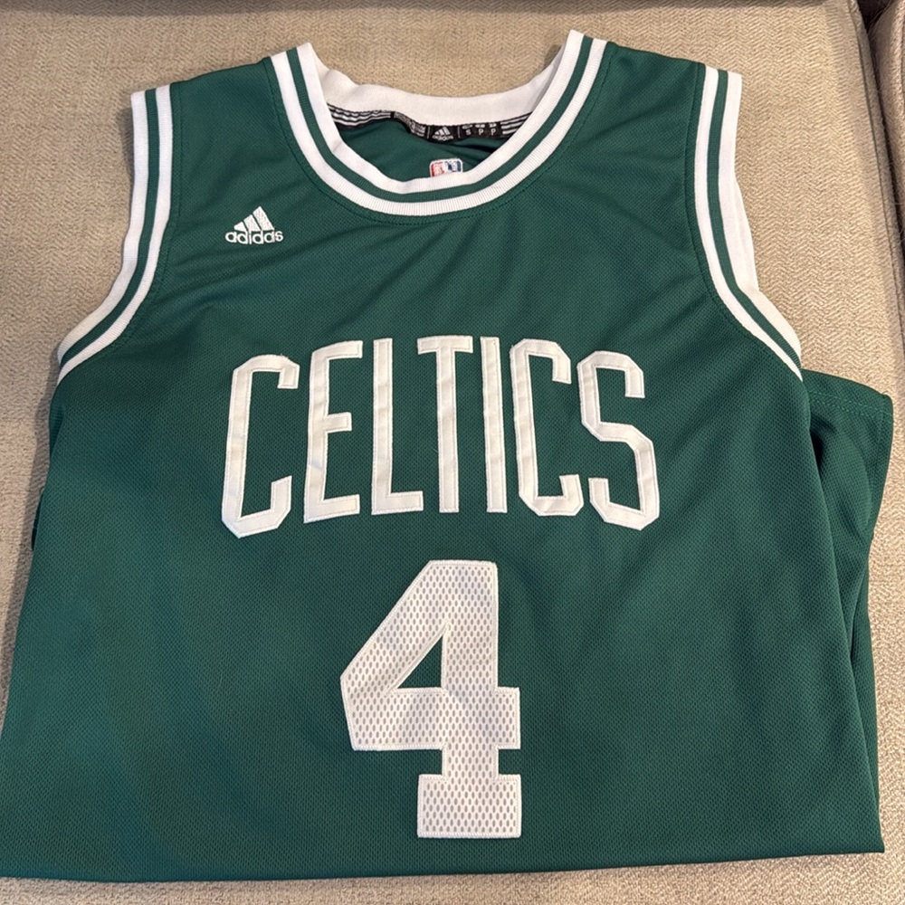 Adidas Boston Celtics Men’s Small Jersey